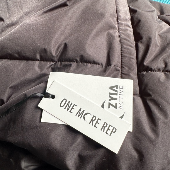 Zyia Active Black Puffer Winter Coat Jacket Parka Detachable Hood NWT XXXL - Picture 9 of 9